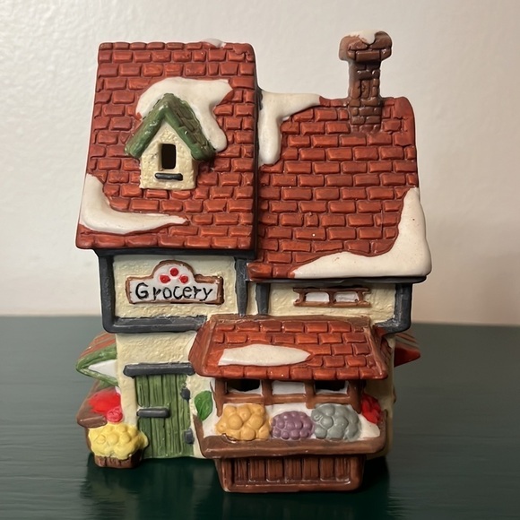 Dickens Keepsake Other - VTG Dickens Keepsake Porcelain Hand Painted Illuminated Grocery Store